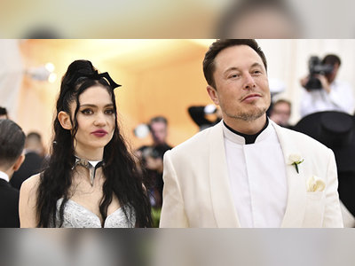 Elon Musk's Girlfriend Grimes Says She's 'Ready to Die' on Mars