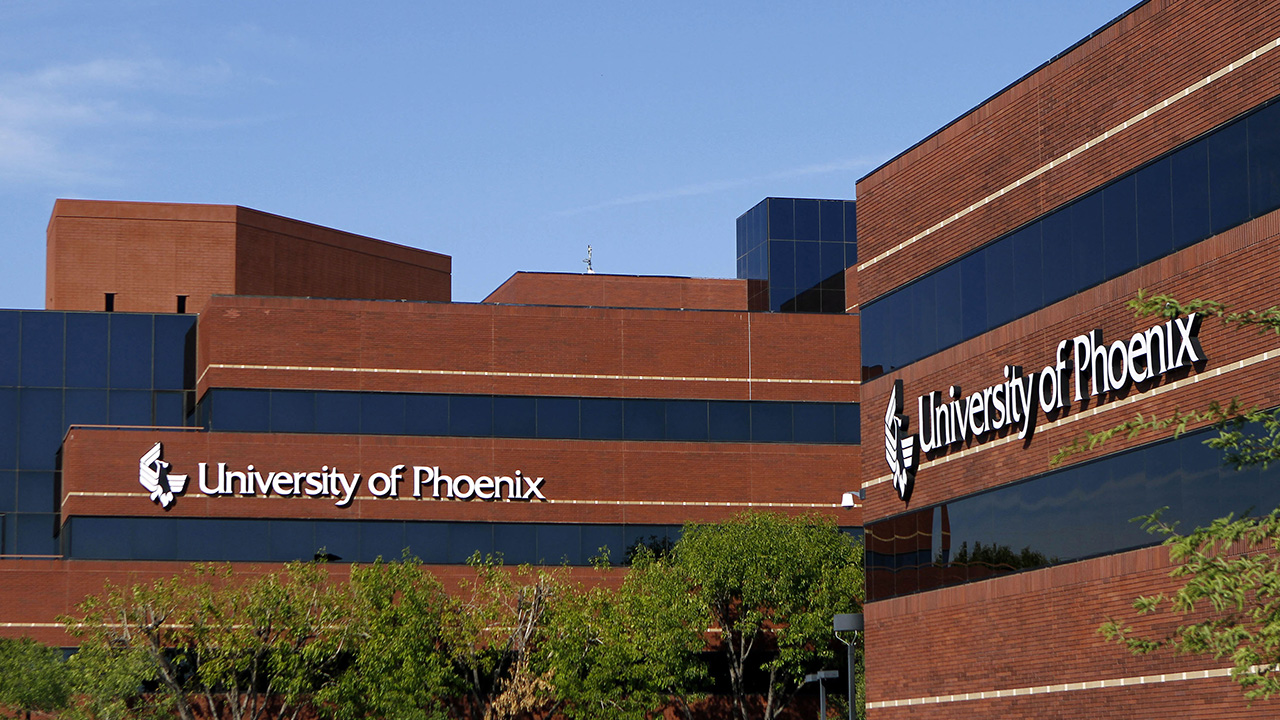 University Of Phoenix Students To Receive 50m In Tuition Refunds As
