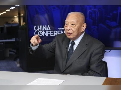 Stand on your own feet, ex-Hong Kong leader Tung Chee-hwa urges loyalists