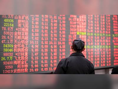 Bulls and bears tussle as China's stock markets stumble