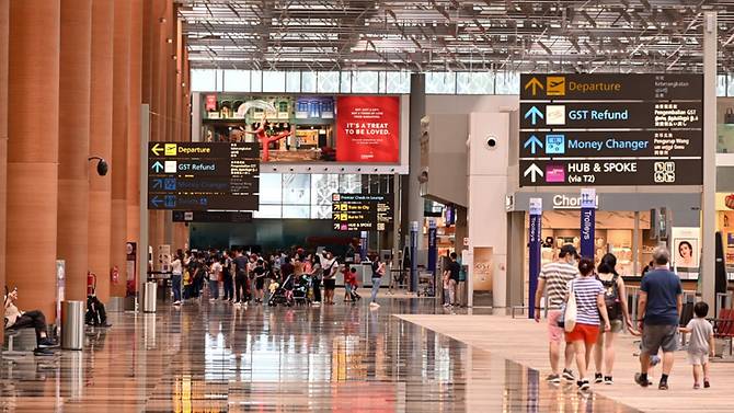 Flights 'selling fast' for HK, Singapore 'travel bubble'