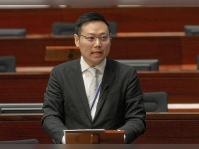 Govt has to outrun fake news, said Caspar Tsui