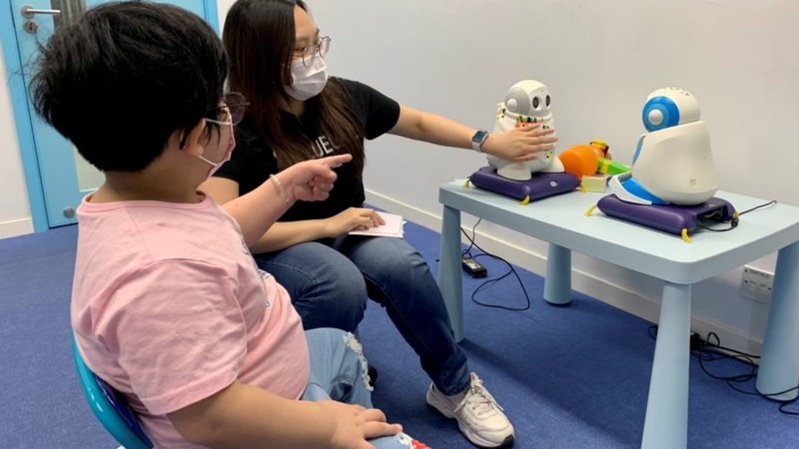 Robots help autistic children boost social skills in Hong Kong