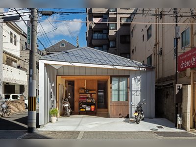 A Compact, Steel-Clad Home Slots Into a Narrow Lot in Osaka, Japan
