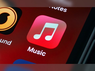Apple Reveals It Pays Musicians $0.01 per Stream, Twice as Much as Spotify