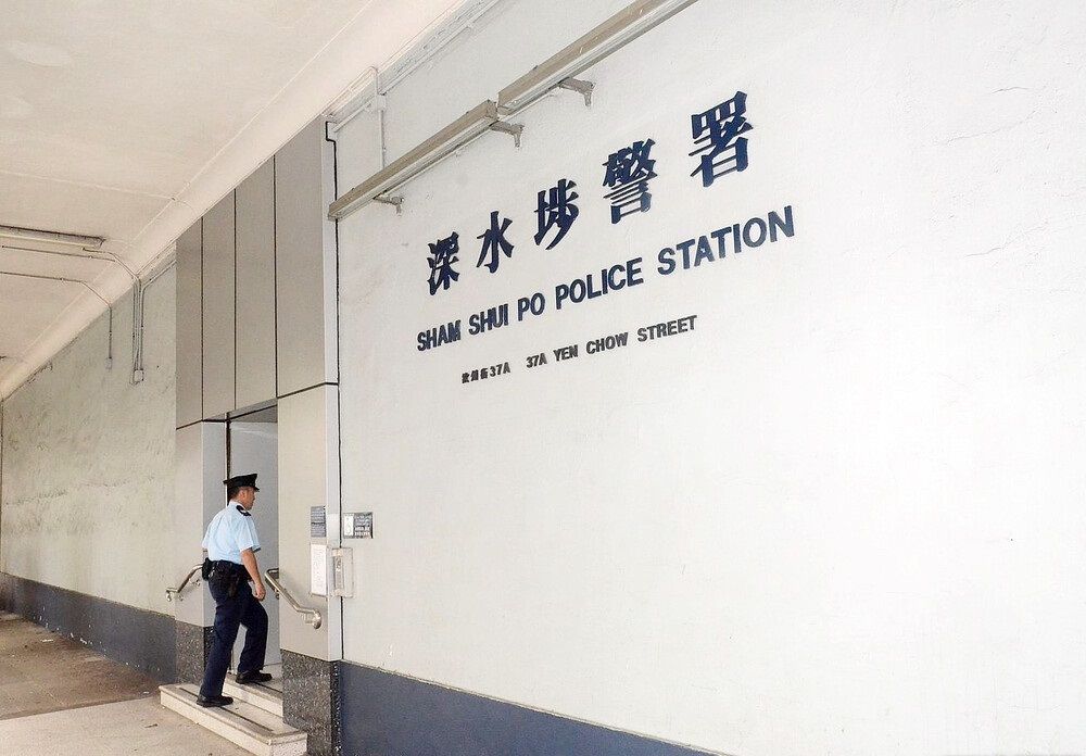 Two police were arrested for misconduct after stealing in police station
