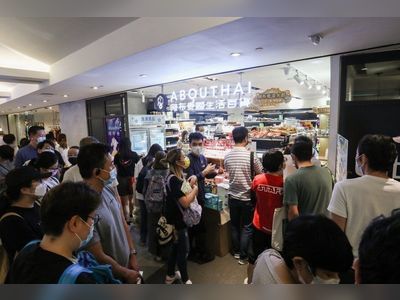 Hongkongers flock to support retail chain raided over mislabelled goods