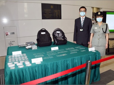 Hong Kong customs seizes diamonds worth HK$24.5m from truck at Shenzhen border