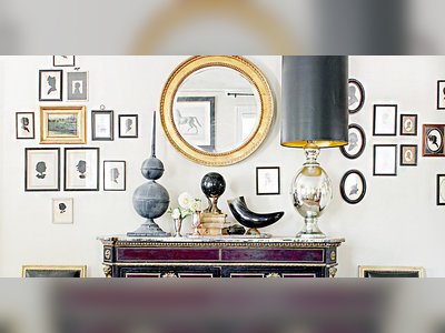 Unique Ways to Turn Flea Market Finds into Vintage-Style Wall Art