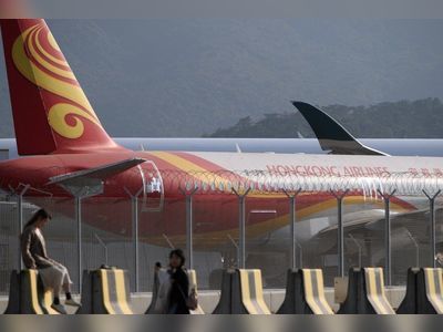Hong Kong Airlines restructures, grounds A320 fleet, but holds off job cuts