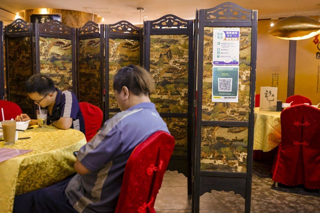 More Hong Kong restaurants try out tricky ‘vaccine bubble’ zone to boost business