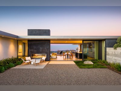 Above It All Modern Home in Santa Barbara, California by Neumann…