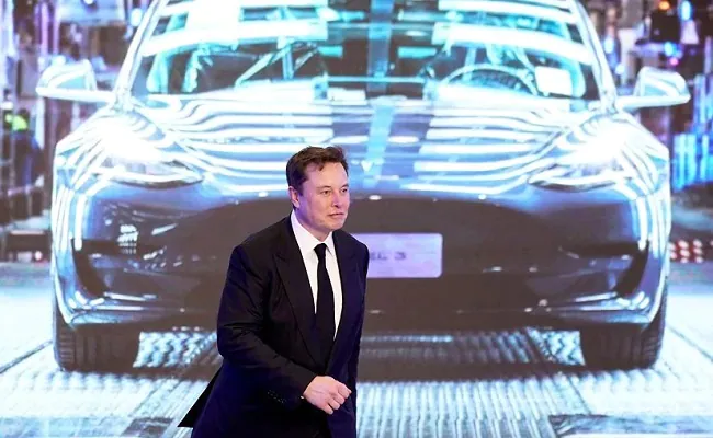 Elon Musk Heading To US Court To Defend Tesla's SolarCity Deal
