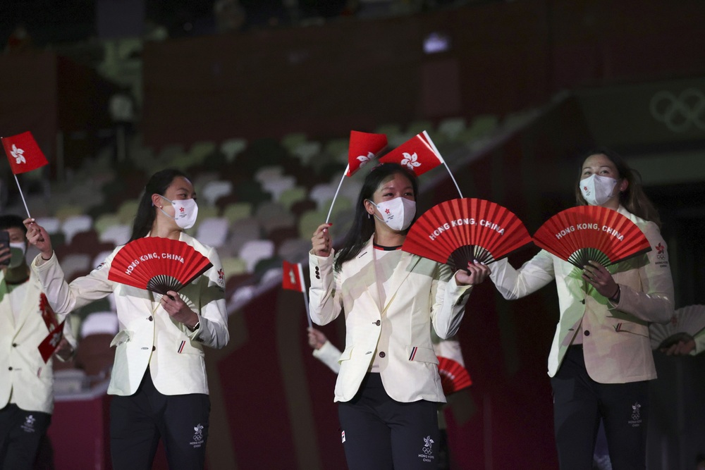 Hong Kong athletes parade into Tokyo Olympics