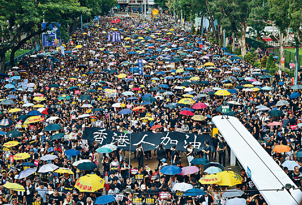 Cannes to screen controversial Hong Kong protest documentary