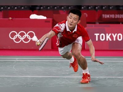 China’s Chen upsets Taiwan’s Chou for spot in badminton semi-final