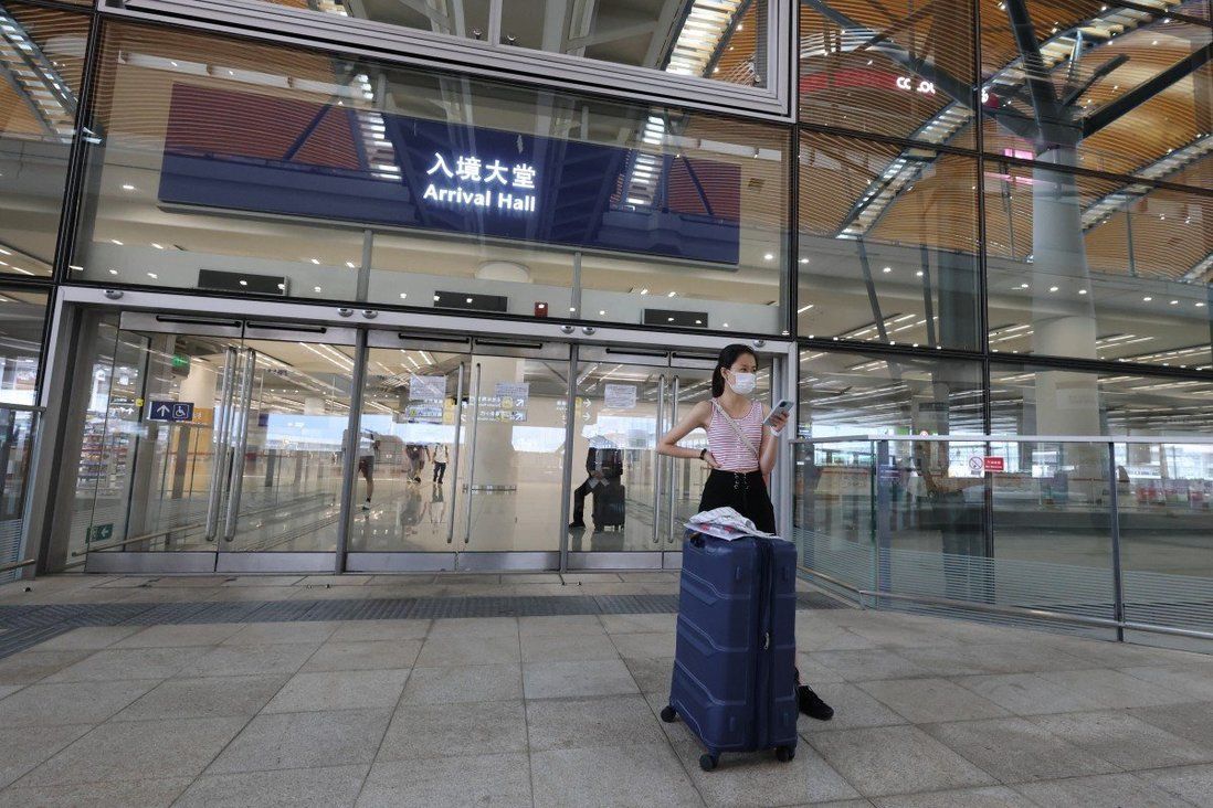 Hong Kong tourism sector pleads with officials to reopen mainland border