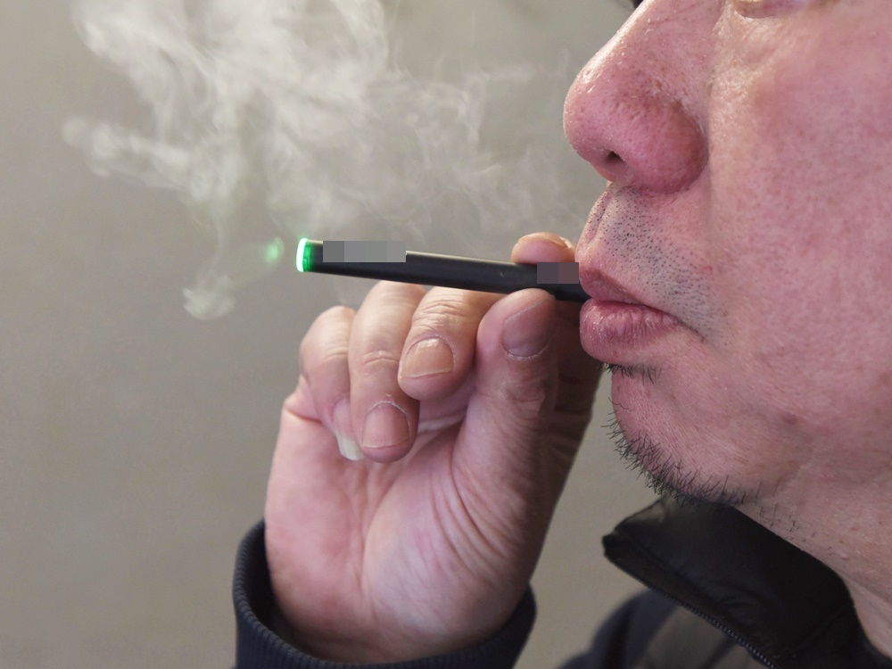 Ban, not regulate sales of e-cigarettes