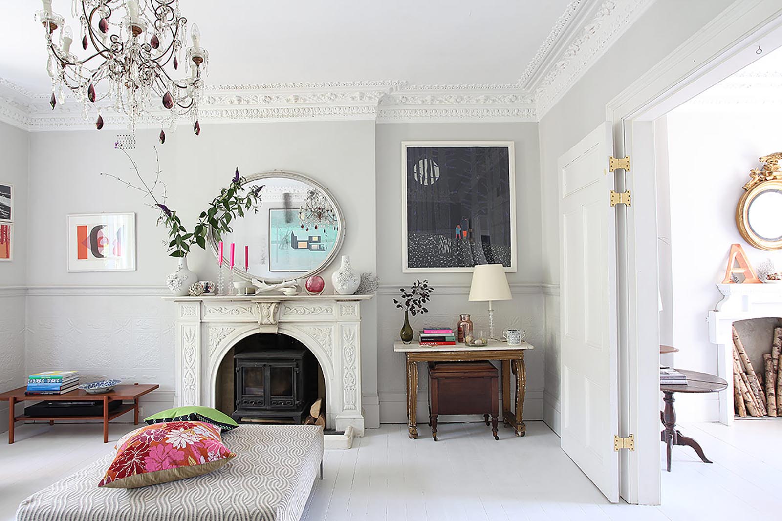 Interiors: modern meets traditional in a London home
