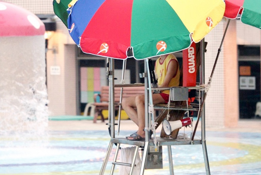 No lifeguard at half of all public beaches