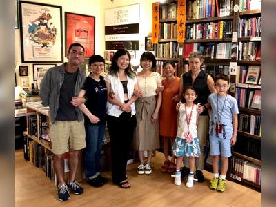 Independent English bookstore to close, citing politics