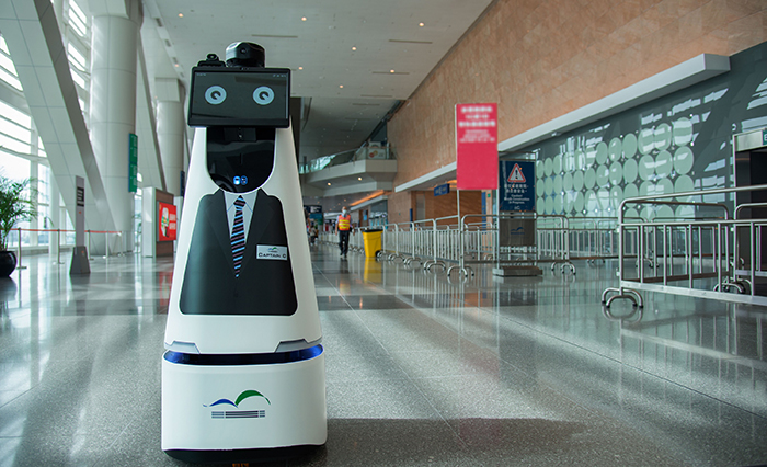 HKCEC Introduces First 5G Smart Security Robot Powered By New High-Speed 5G Network