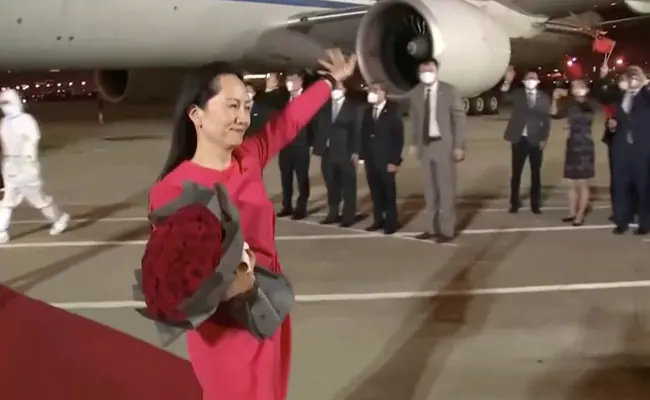 Huawei Executive Gets Hero's Welcome In China, Hails "Strong Motherland"