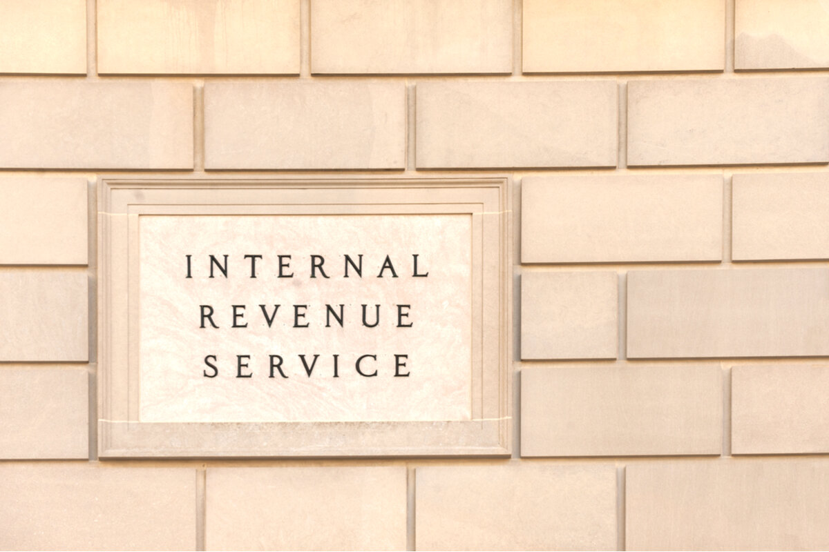 IRS chief tells Elizabeth Warren: More transparent bank data can fight tax evasion