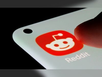 Reddit bans Covid misinformation forum after ‘go dark’ protest