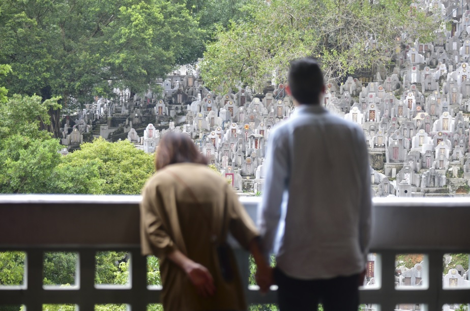 Chung Yeung Festival sees fewer tomb sweepers after typhoon