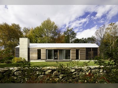 A Farmhouse-Inspired Home in the Hudson Valley Taps Into the Power of Prefab