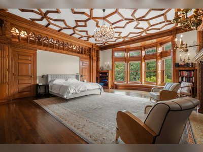 An Historic Peabody & Stearns Duplex in Boston With Coffered Ceilings