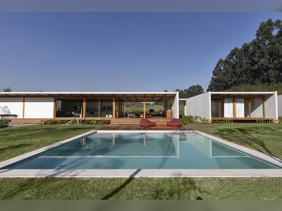 This Energy-Efficient Prefab in Brazil Can Be Easily Expanded for More Space