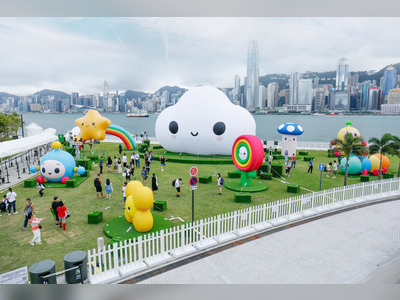 Giant inflatable characters at West Kowloon to say goodbye tonight