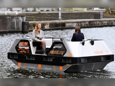 Soon, Tourists Can Enjoy Self-driving "Roboats" In Amsterdam