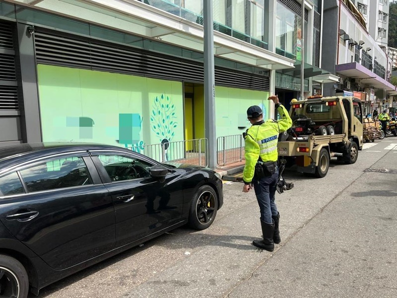 Police fine 3,500 drivers in Hong Kong Island