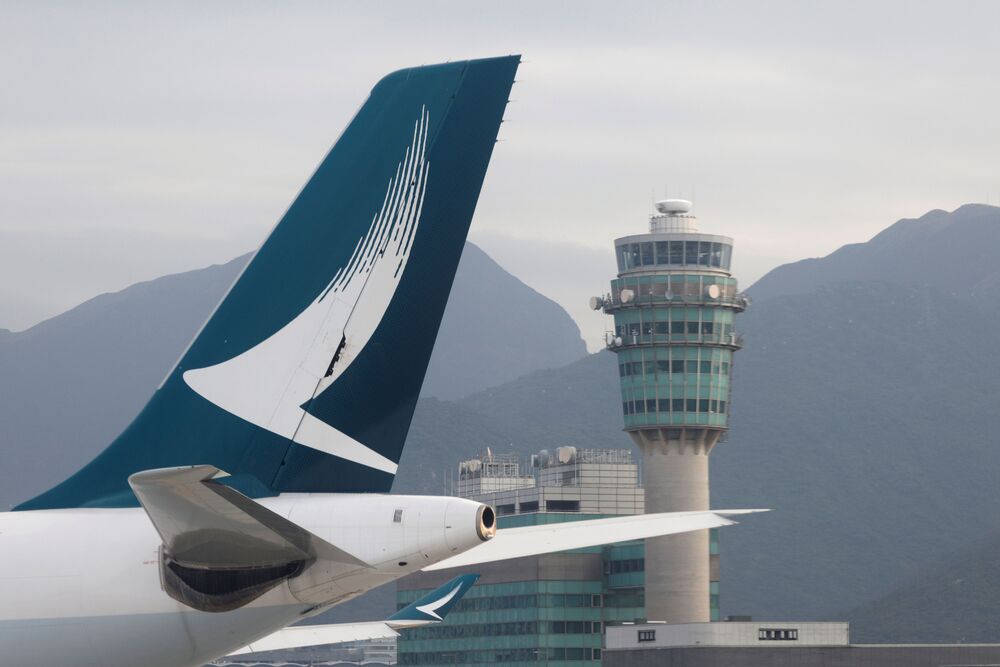 Cathay sacks three infected pilots for breach of guidelines