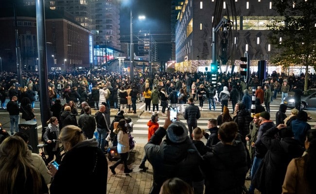 19 Arrested In Netherlands' Second Night Of Riots Over Covid Curbs