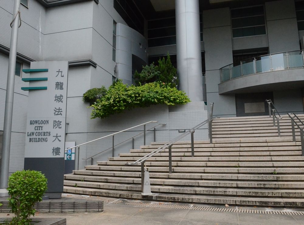 Cop and in-law fined HK$5,000 for offering illegal hire car service