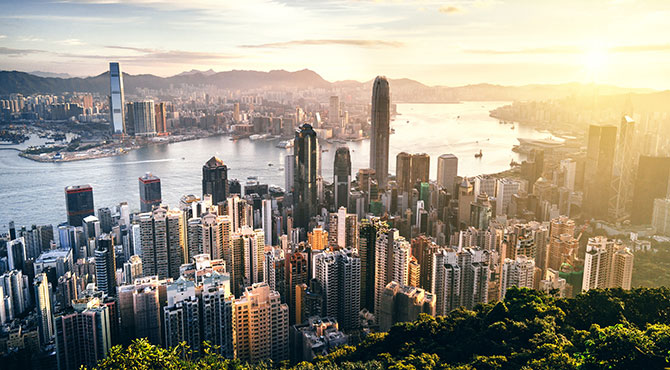 MPs back Hong Kong visa relaxations