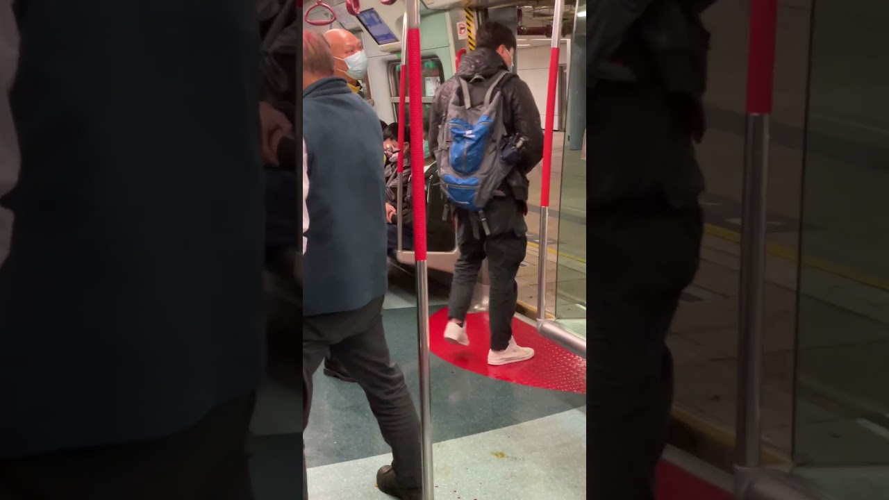 (Video) Argument over siu mai turns bloody on MTR