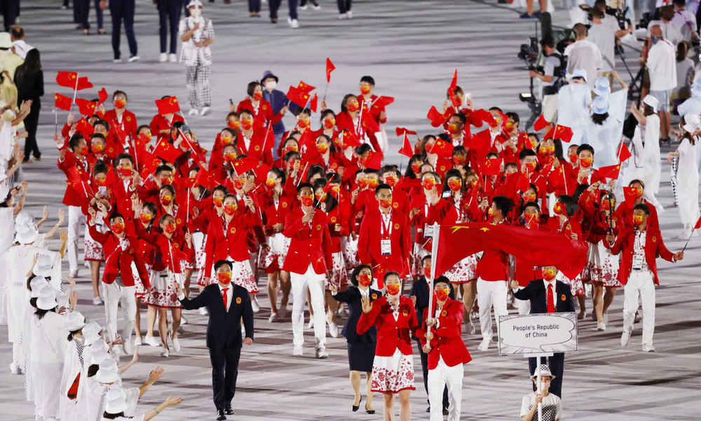 Delegation of mainland Olympians arrives in Hong Kong