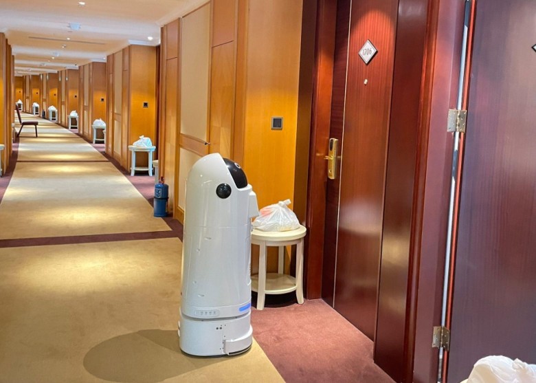 Four robots deployed at Macau quarantine hotel