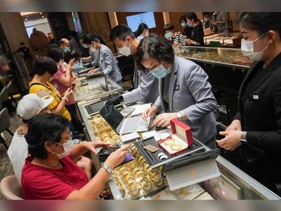 Hong Kong retailers enjoy 7.1 per cent sales boost as Omicron looms on horizon