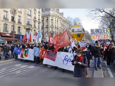 French teachers walk out of classrooms in strike over Covid strategy