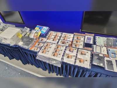 Eight arrested for laundering over HK$10m and counterfeiting banknotes
