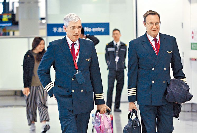 Cathay eyes training more than 800 local cadet pilots by 2025