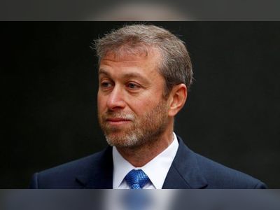 Portugal to change law under which Roman Abramovich gained citizenship