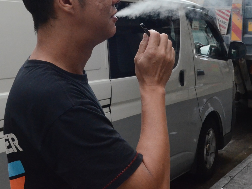 Smokers rush to stock up before e-cig ban starting Saturday