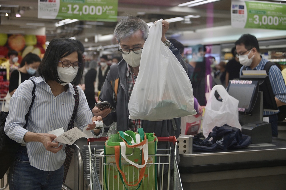 Environment bureau proposed doubling the plastic bag levy